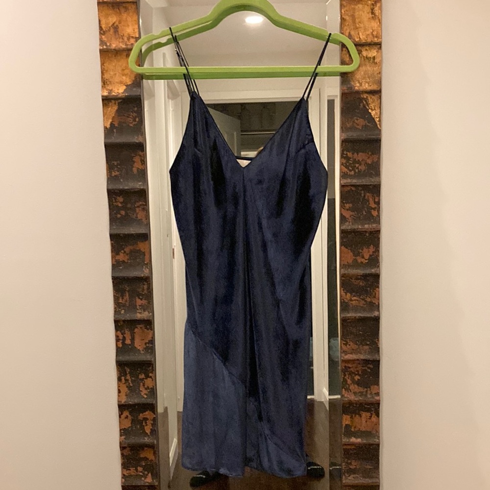 Fleur du mal - Size Medium- Blue velvet slip dress - never worn